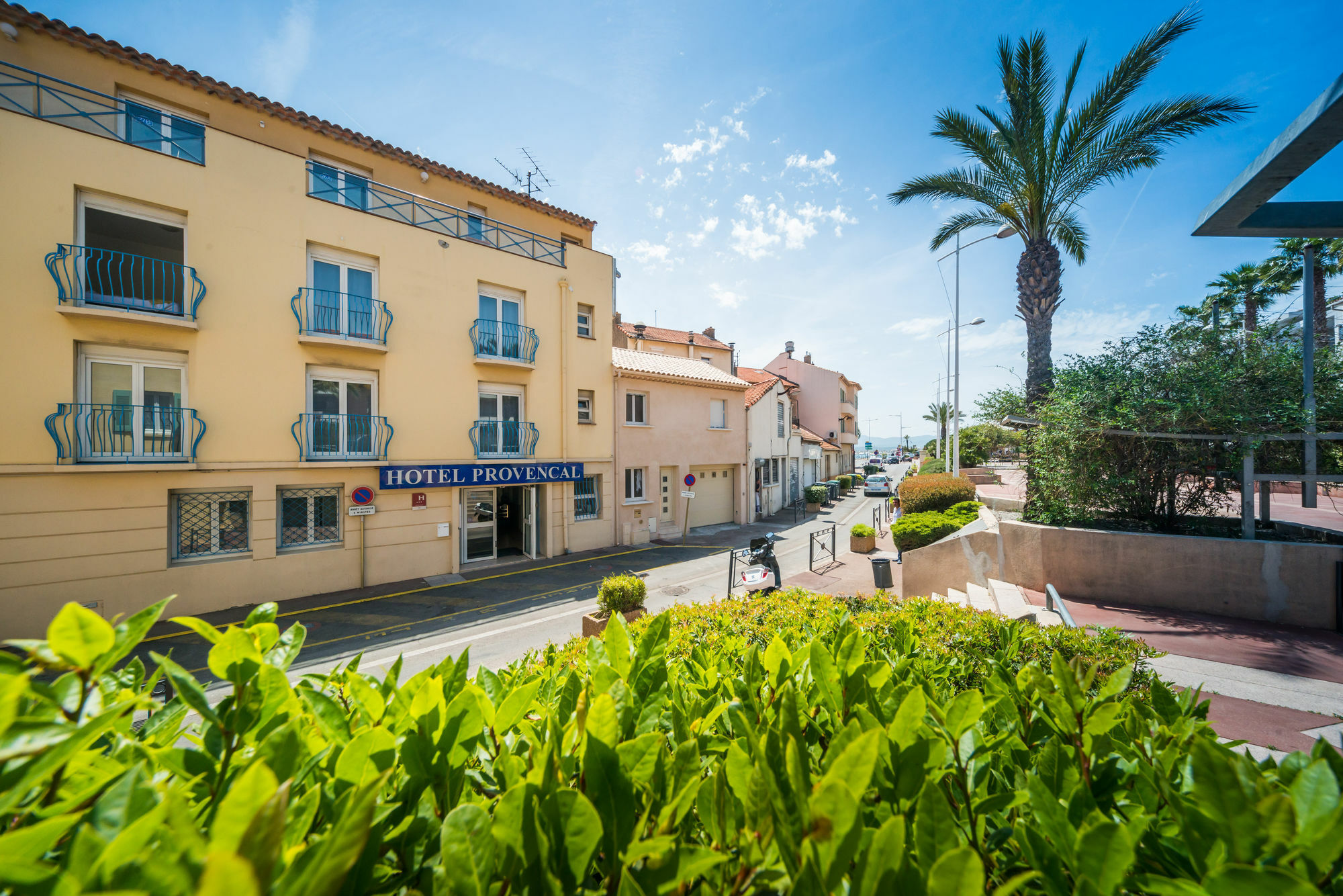 Saint-Raphaël Hotel Provencal מראה חיצוני תמונה
